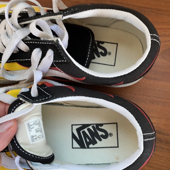 Vans old skool with Flames! - Picture 2 of 3